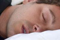 ما هي أفضل وأسوأ وضعيات النوم؟ 