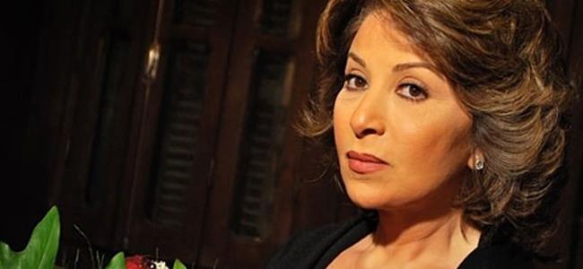 لهذا السبب رفض نور الشريف الانجاب من بوسي!