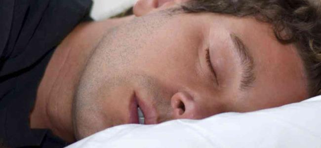 ما هي أفضل وأسوأ وضعيات النوم؟ 
