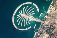 بالصور.. أحدث مشروعات دبي.. ملعب تنس تحت الماء