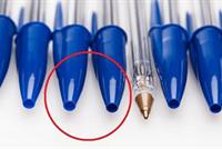 ما سرّ الثقب في غطاء قلم BIC الشهير؟